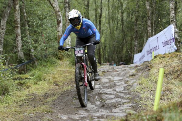 Women's downhill mountain bike champion deals